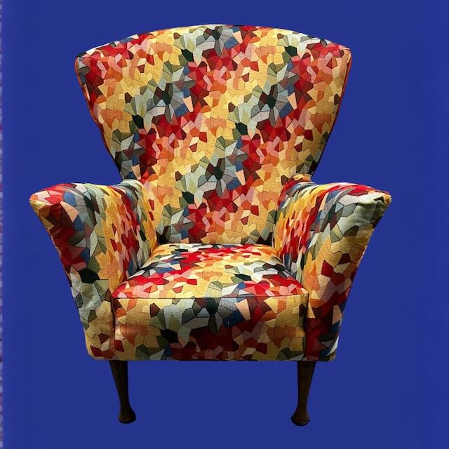 Fauteuil met multi kleuren gobelin stof ManonRuijgrokDesign Meubelstoffering