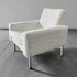 vintage fauteuil met offwhite  boucle stof 